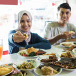 ハラール食品の多様性: 世界の味巡り